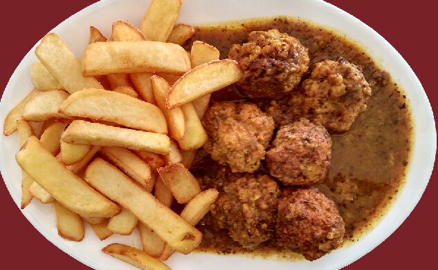 Albóndigas con salsa de almendras